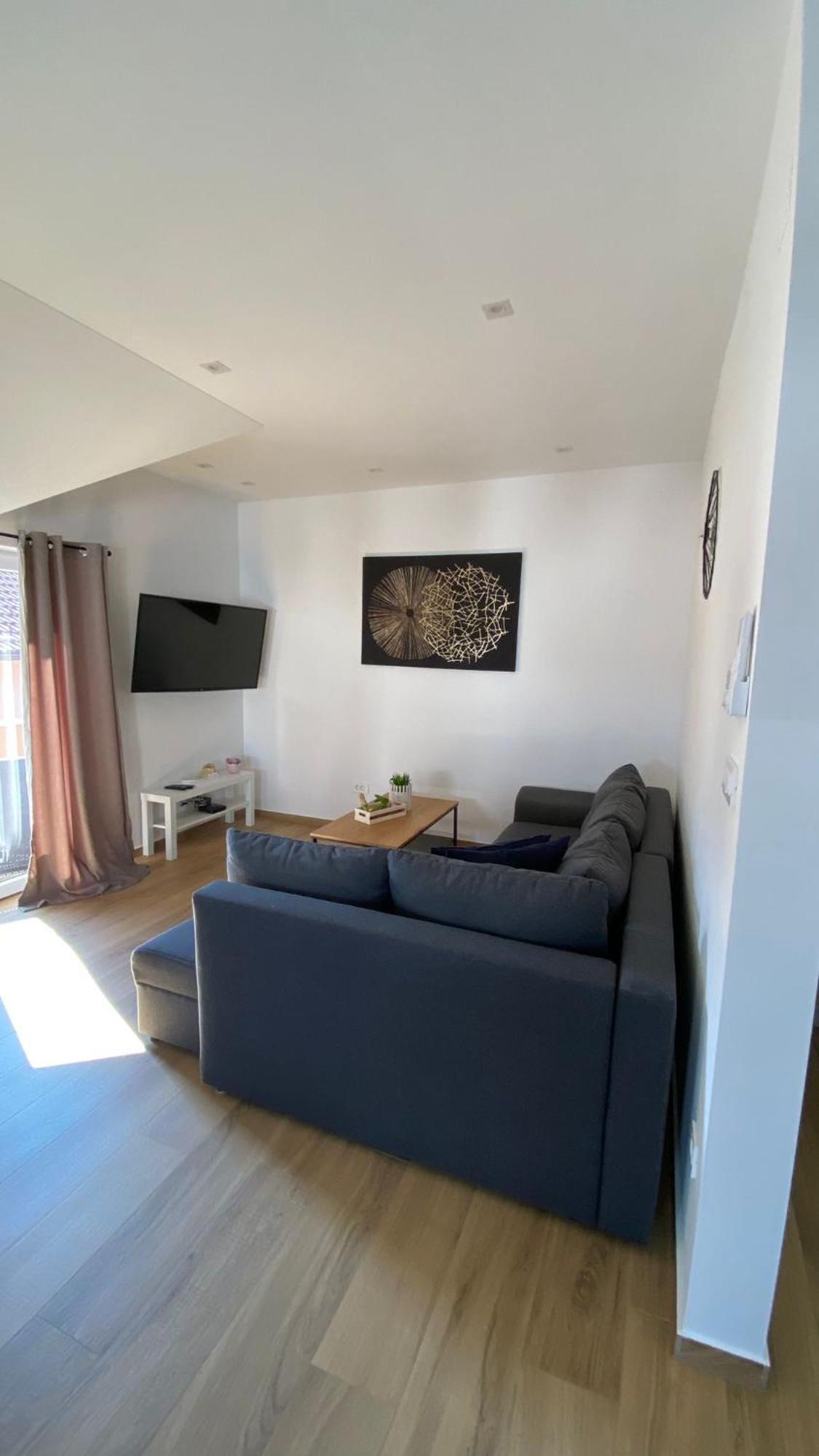 Marina Apartment Сесвете Екстериор снимка