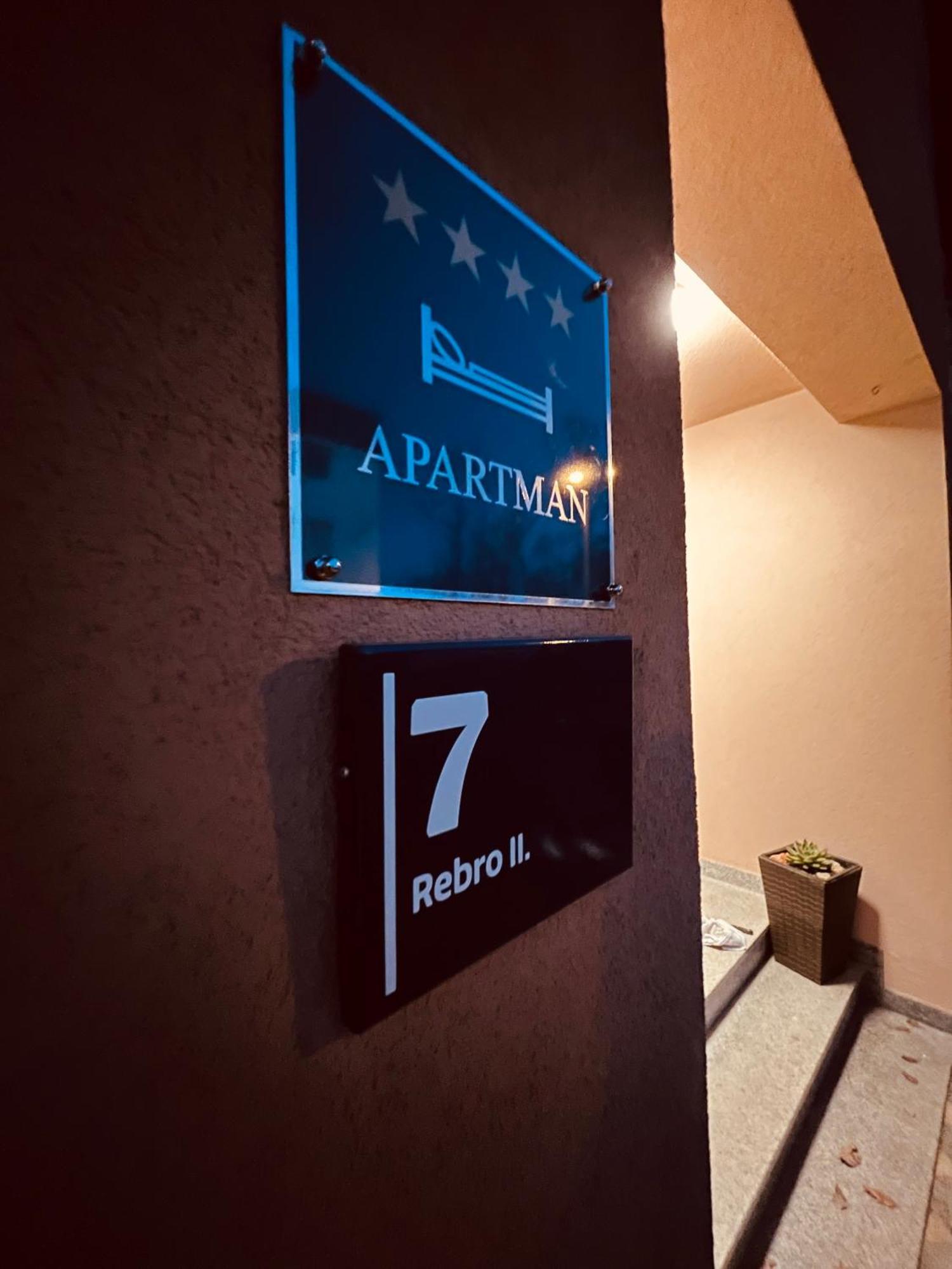 Marina Apartment Сесвете Екстериор снимка